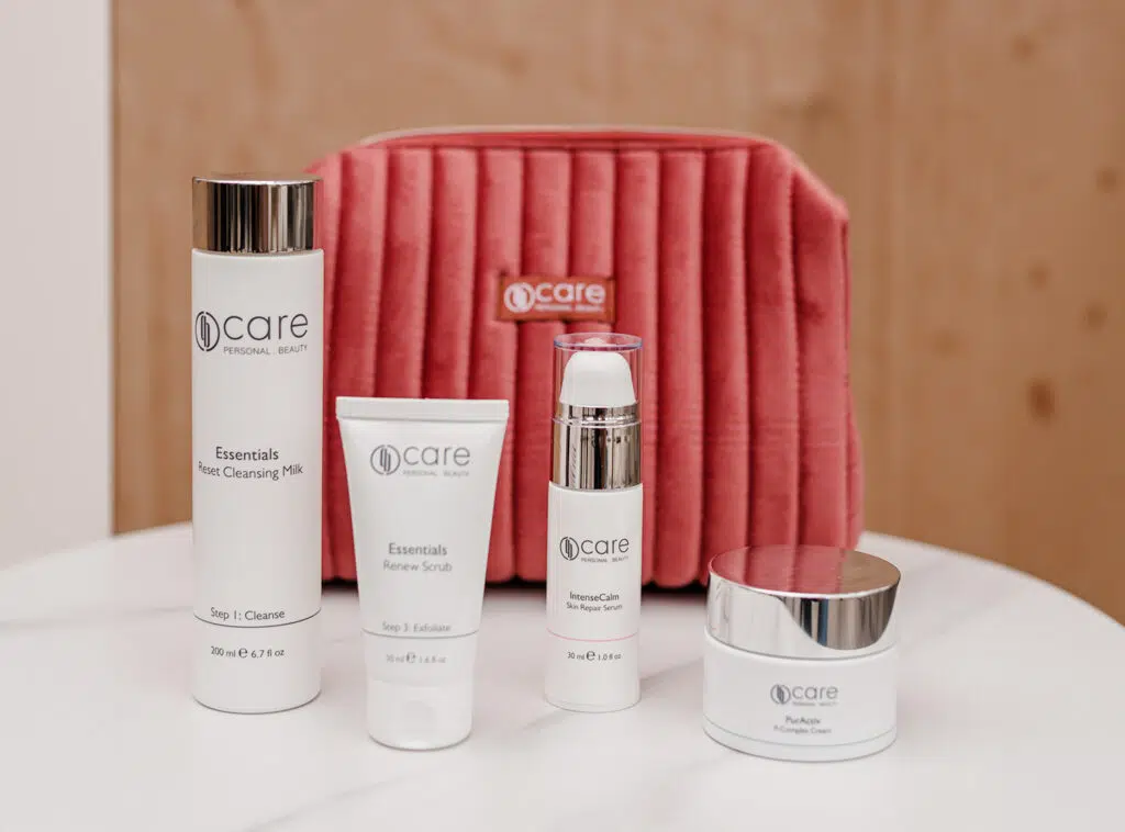 Trousse routine beauté produit de soin visage 